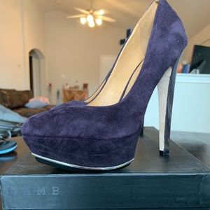 L.A.M.B Women platform heels. Plum Purple.